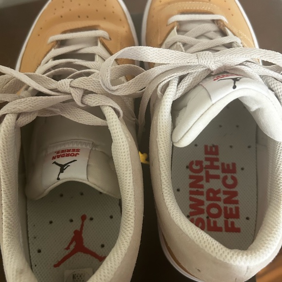 Men sneaker used in good condition beige like a burnt orange - Picture 3 of 4